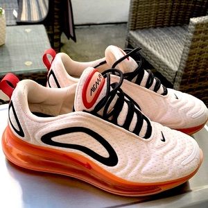 Nike AirMax 720 with Original box …real/ authentic